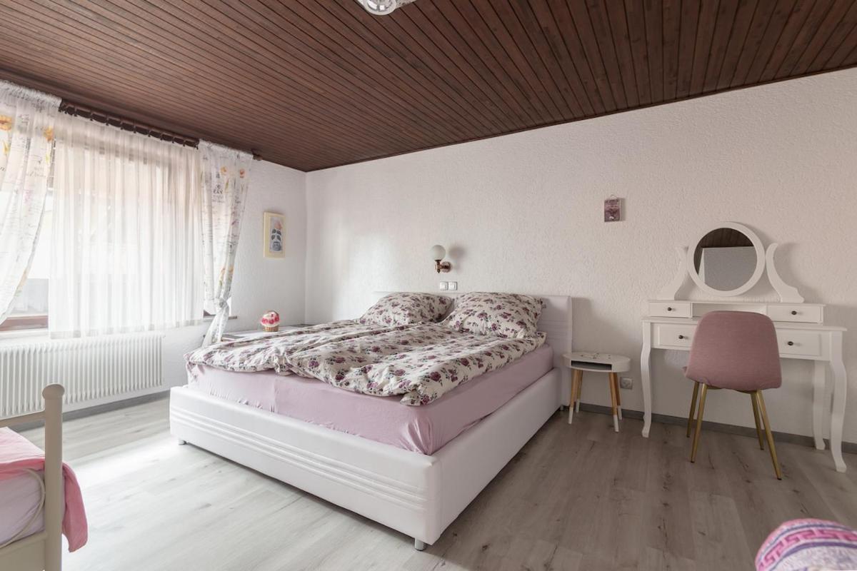 Family Apartment Nakiteya Ljubljana Exterior photo