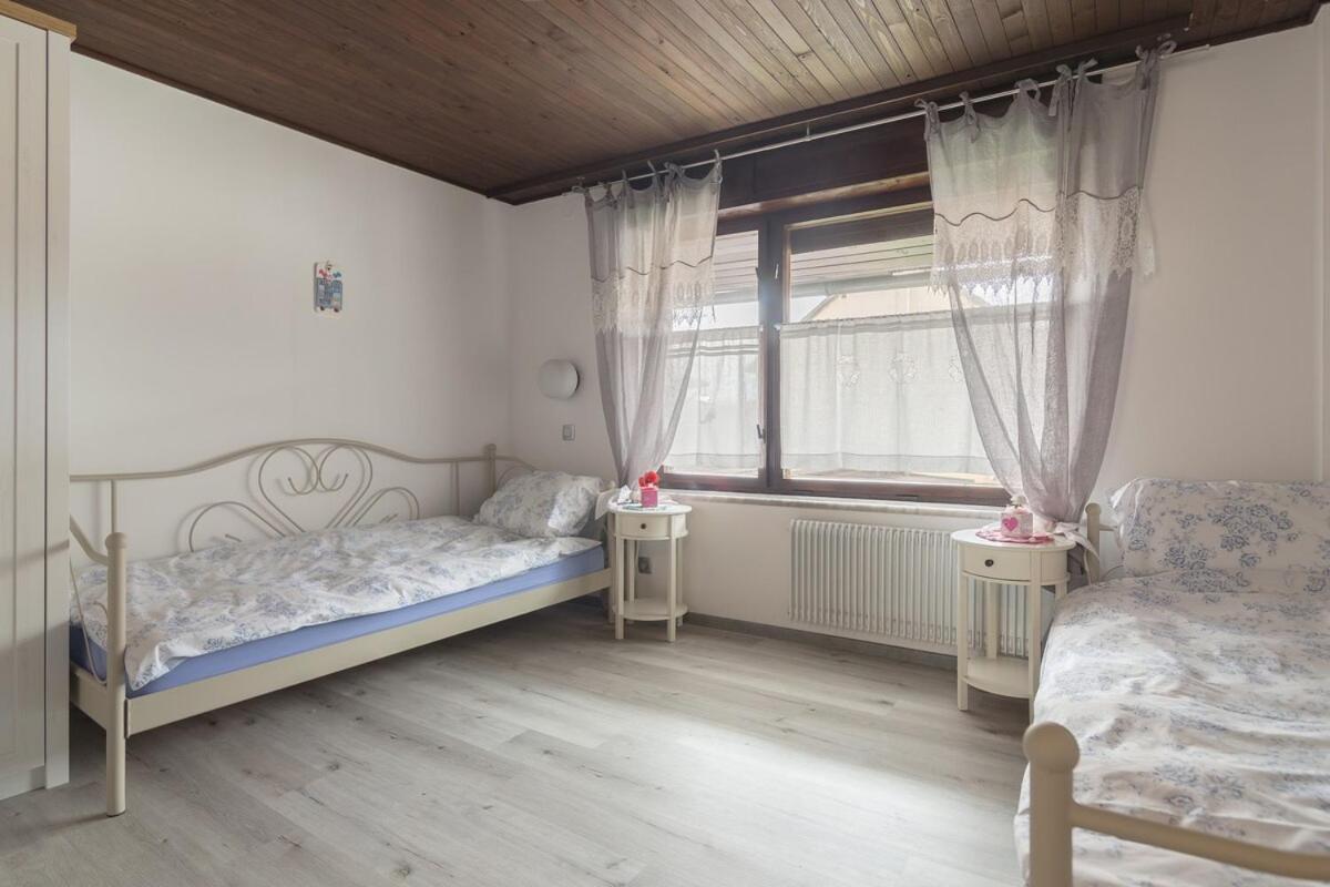 Family Apartment Nakiteya Ljubljana Exterior photo